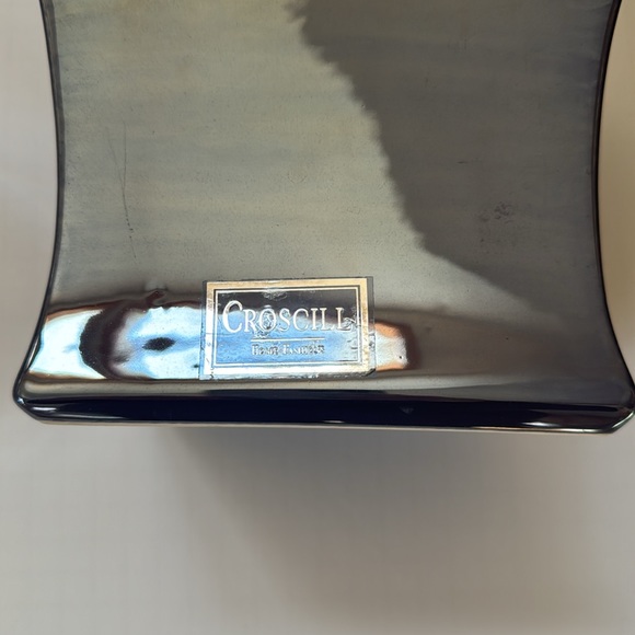 Croscill Kleenex Tissue Cover Cube Purple & Off White Prism Ceramic - Picture 7 of 7